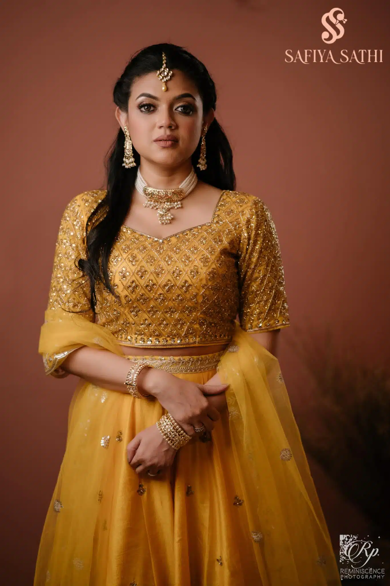 Safiya Sathi – Ethnic Designer Clothing Studio in Dhaka, Bangladesh | Shop Online 5 361568953_811557013773894_6263173987269099317_n