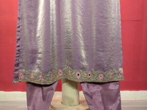 Elegant Mauve Silk Kurta with Intricate Hand Embroidery & Mirror Work