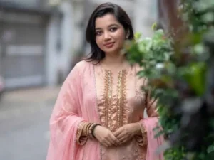 Blush Pink Zardozi Embroidered Kurta Set With Dupatta
