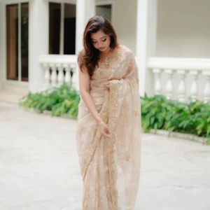 Begie Floral print maslin sharee